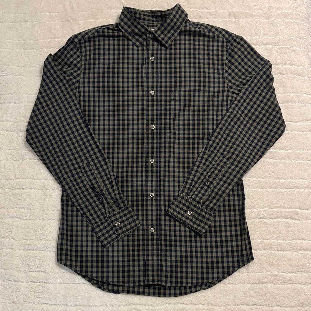 Old Navy Men's Dark Checkered Button Down Shirt